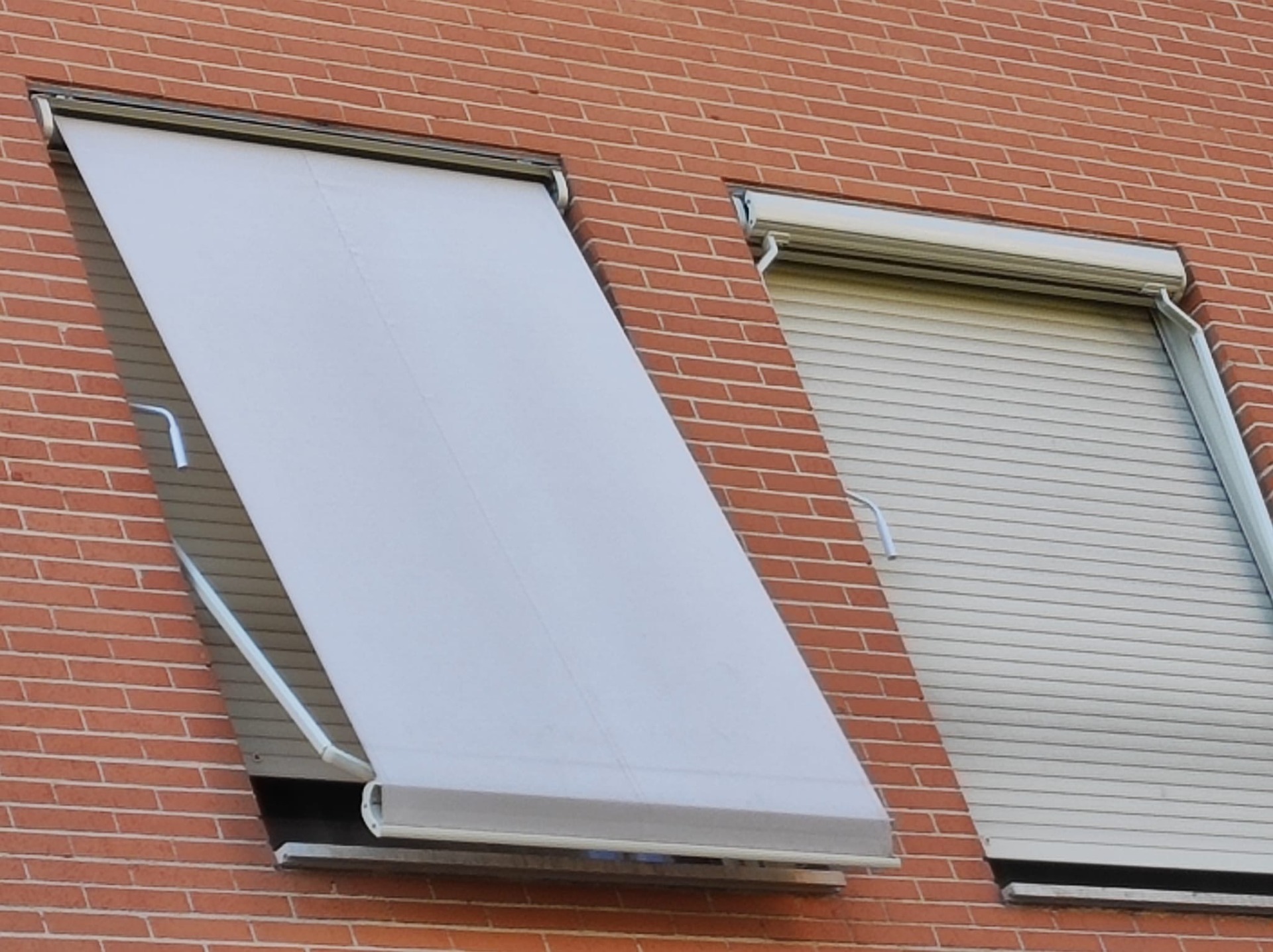 TOLDOS COFRES FUENSALIDA